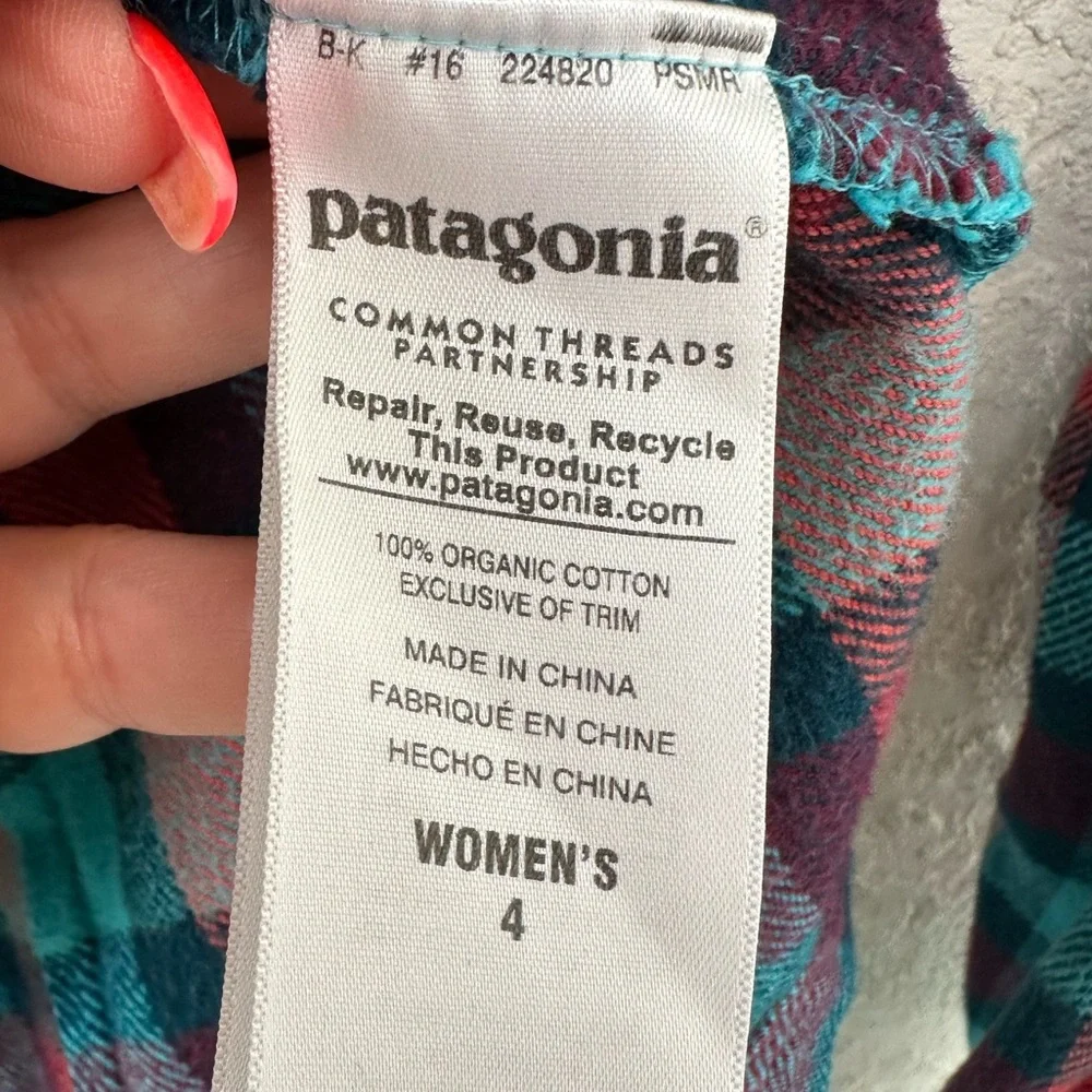 Patagonia Button Down Flannel Plaid Top Organic Cotton Size 4 Blue Red - Picture 6 of 6